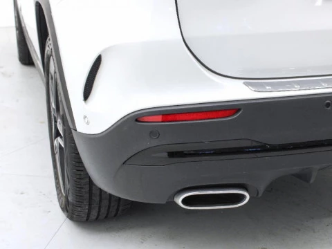 Mercedes-Benz GLA 250 E