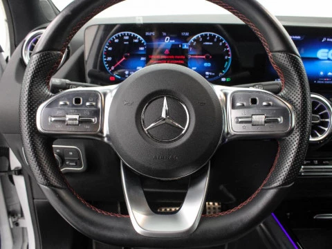 Mercedes-Benz GLA 250 E