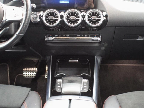 Mercedes-Benz GLA 250 E