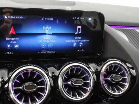 Mercedes-Benz GLA 250 E