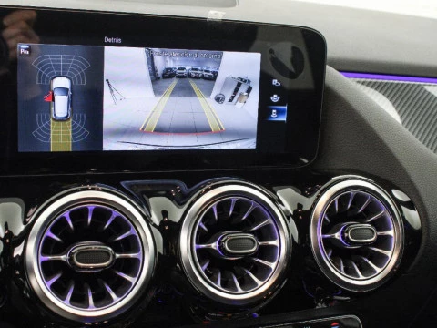 Mercedes-Benz GLA 250 E