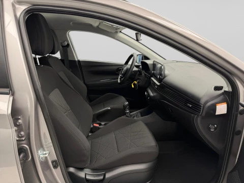 Hyundai Bayon 1.0 TGDI 74kW (100CV) 48V Maxx