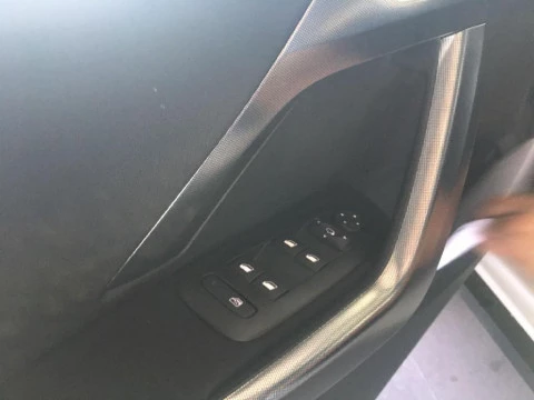 Peugeot 2008 ALLURE PTECH 110 S&S EAT6