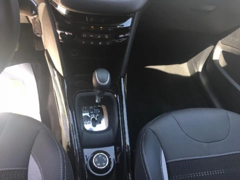 Peugeot 2008 ALLURE PTECH 110 S&S EAT6