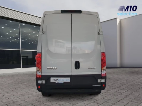 Iveco Daily 2.3 TD 35S 16 V 3520/H2 10,8 M3