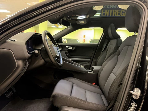 Polestar 2 Long Range Single Motor FWD 170 kW (31 CV)