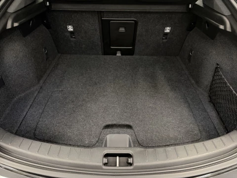 Polestar 2 Long Range Single Motor FWD 170 kW (31 CV)