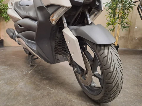 Yamaha XMAX 125 BLAZING GREY Yamaha XMAX 125 BLAZING GREY