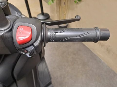 Yamaha XMAX 125 BLAZING GREY Yamaha XMAX 125 BLAZING GREY