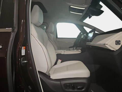 Lexus LM 350h Luxury Light Beige 6 plazas