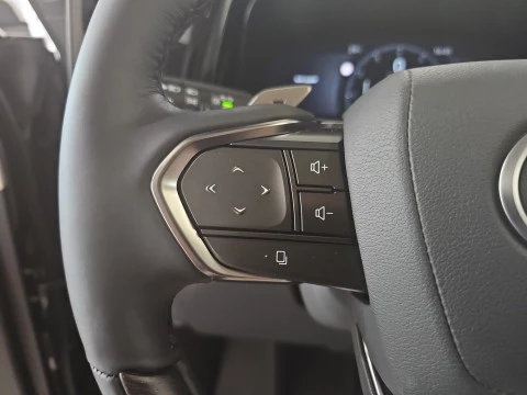 Lexus LM 350h Luxury Light Beige 6 plazas