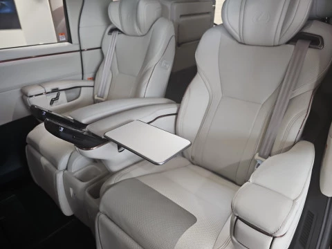 Lexus LM 350h Luxury Light Beige 6 plazas