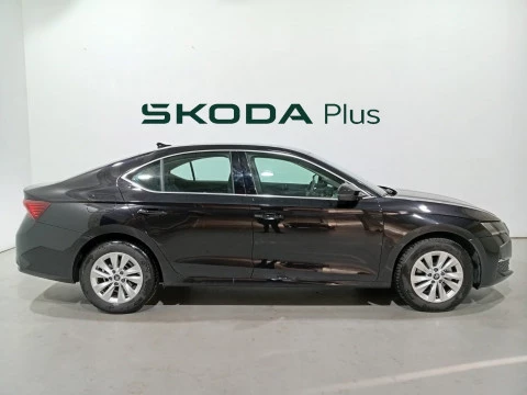 Skoda Octavia 1.5 TSI m-HEV Selection DSG 110 kW (150 CV)