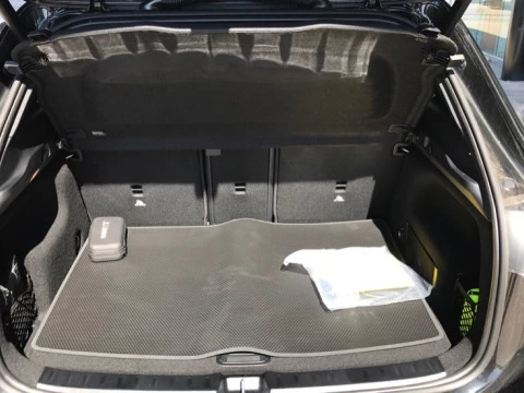 Mercedes-Benz GLA  200 d