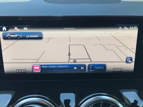 Mercedes-Benz GLA  200 d