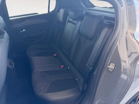 Peugeot 308 5P GT Exclusive Hybrid MHEV 145 e-DCS6