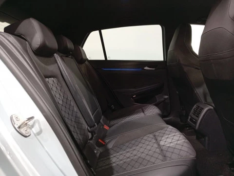 Volkswagen Golf R-Line 2.0 TDI 110 kW (150 CV) DSG