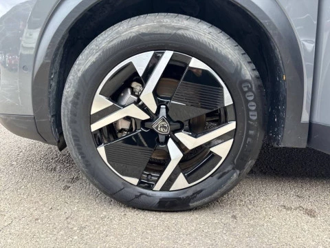 Peugeot e-2008 Eléctrico Allure 156 (115kW)