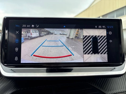 Peugeot e-2008 Eléctrico Allure 156 (115kW)