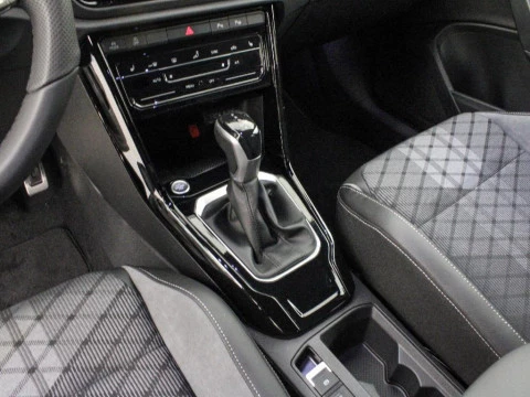Volkswagen T-Roc 1.5 TSI DSG R-LINE 150CV 5P