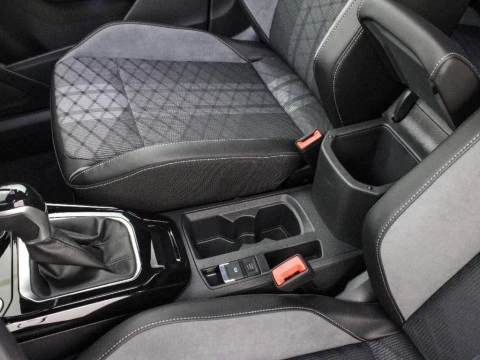 Volkswagen T-Roc 1.5 TSI DSG R-LINE 150CV 5P
