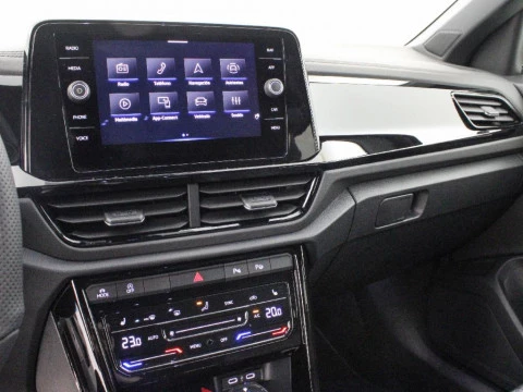 Volkswagen T-Roc 1.5 TSI DSG R-LINE 150CV 5P