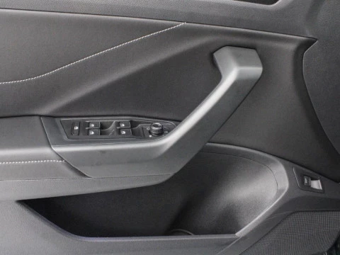 Volkswagen T-Roc 1.5 TSI DSG R-LINE 150CV 5P