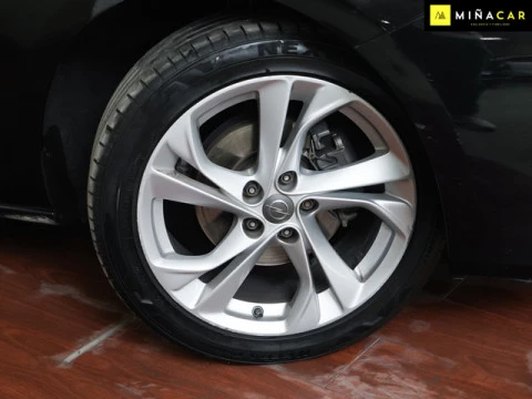 Opel Astra 1.2 Turbo XHT Elegance 96 kW (130 CV)