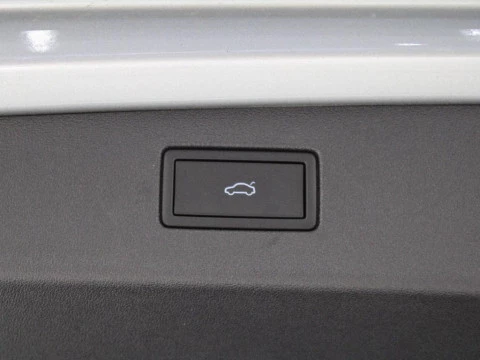 Volkswagen Tiguan 2.0 TDI R-LINE DSG 150CV 5P