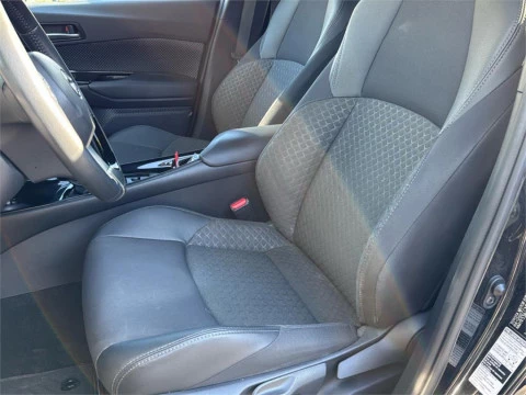 Toyota C-HR 5P Advance 180H e-CVT