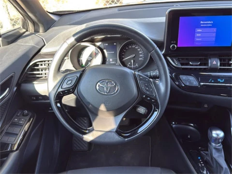 Toyota C-HR 5P Advance 180H e-CVT