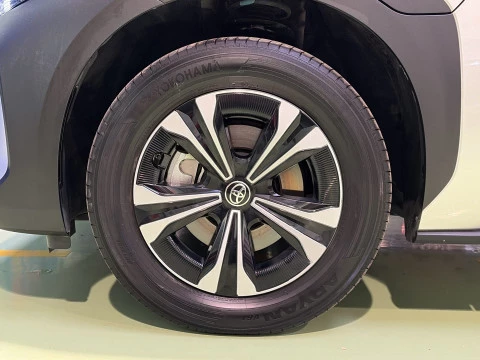 Toyota BZ4X 200E Style Plus 4x2 Auto 150 kW (204 CV)