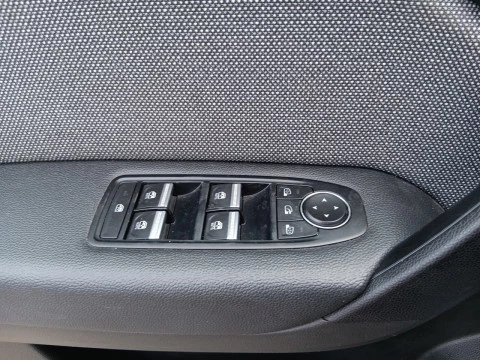 Renault Captur techno Eco-G 100cv (74 kW)