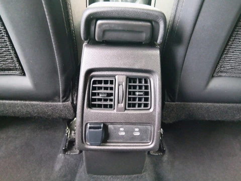 Renault Captur techno Eco-G 100cv (74 kW)