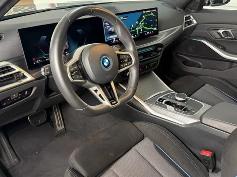 BMW Serie 3 330e xDrive Touring 215 kW (292 CV)