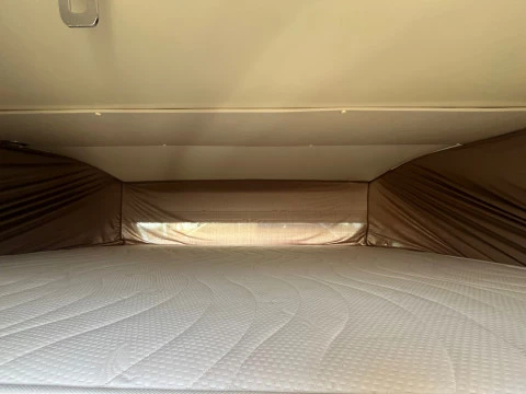 MCLOUIS NEVIS NEVIS 881G