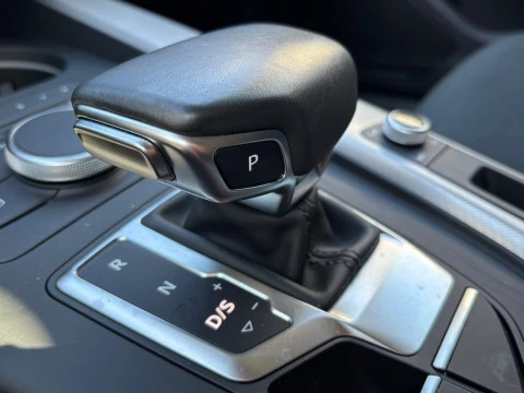 Audi A4 S LINE AVANT 2.0 40 G-TRON S TRONIC S GAS 5P