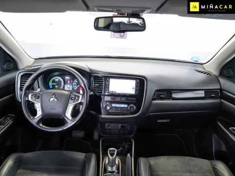 Mitsubishi Outlander 2.0 PHEV Kaiteki Auto 4WD