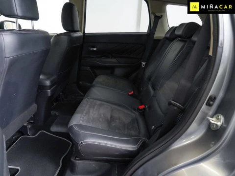 Mitsubishi Outlander 2.0 PHEV Kaiteki Auto 4WD
