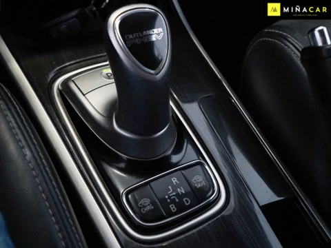 Mitsubishi Outlander 2.0 PHEV Kaiteki Auto 4WD