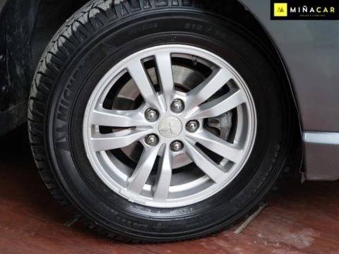 Mitsubishi Outlander 2.0 PHEV Kaiteki Auto 4WD