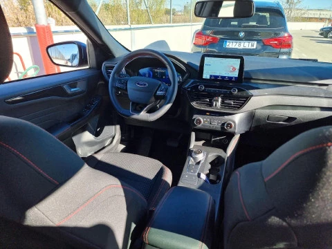 Ford Kuga ST-Line 2.5 Duratec FHEV 140kW Auto