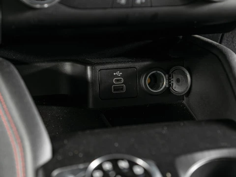 Ford Kuga ST-Line 2.5 Duratec FHEV 140kW Auto