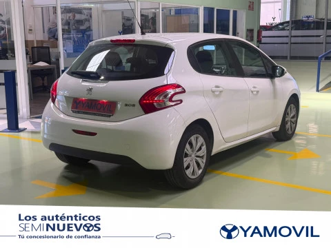 Peugeot 208 1.2 VTi Active 60 kW (82 CV)