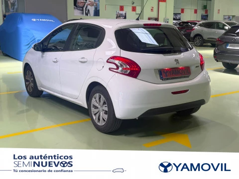 Peugeot 208 1.2 VTi Active 60 kW (82 CV)