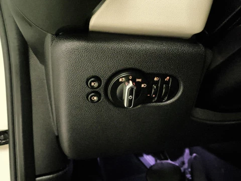 MINI Cooper D 85 kW (116 CV)