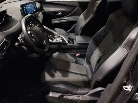 Peugeot 3008 Hybrid 225 e-EAT8 Allure