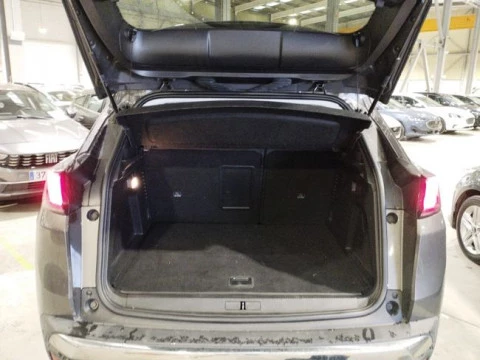 Peugeot 3008 Hybrid 225 e-EAT8 Allure