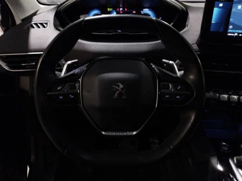 Peugeot 3008 Hybrid 225 e-EAT8 Allure
