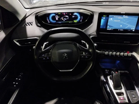Peugeot 3008 Hybrid 225 e-EAT8 Allure